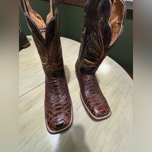 Men’s Cowboy Boots. Size12. 2 other pairs on store front. Made in Mexico